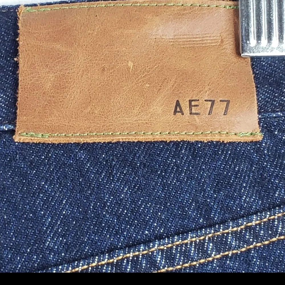 AE 77 Premium Crop Flare Jeans Dark Wash Jeans NWT  Sz 25